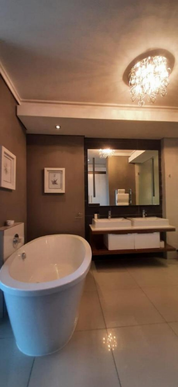 The Residences Crystal Towers image 24